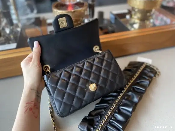 First Bag Ru CHANEL BAG FLAP 0510